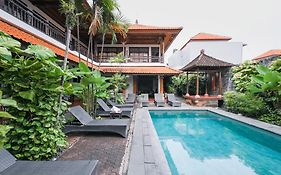 Sans Vibes Puri Mango Hotel Sanur